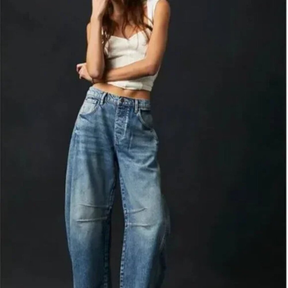 Free People - Good Luck Mid-Rise Barrel Jeans | Ultra Light Beam- size 29